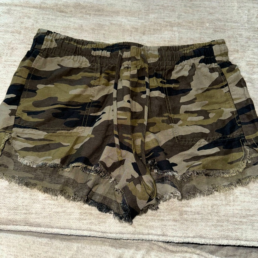 Express shorts